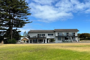2 Sturt Street Robe SA 5276 - Image 2