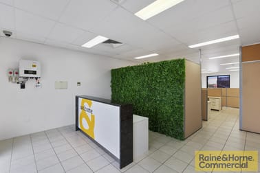 4/2 Commerce Place Burpengary QLD 4505 - Image 3
