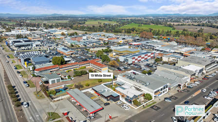 19 White Street Tamworth NSW 2340 - Image 1