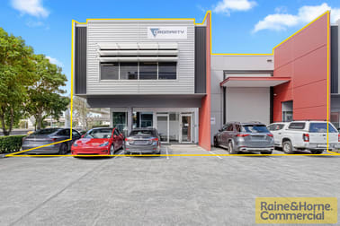 1&2/8 Navigator Place Hendra QLD 4011 - Image 1