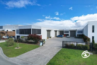 2/33 Bormar Drive Pakenham VIC 3810 - Image 1