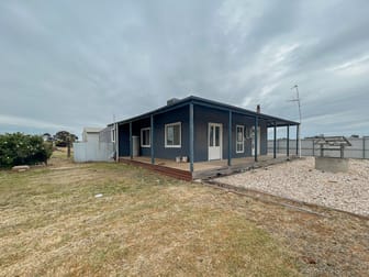7 Bombarderi Lane Swan Hill VIC 3585 - Image 2