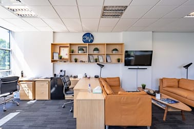 Suite 301/7 Jeffcott St West Melbourne VIC 3003 - Image 2