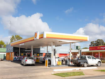 98 Kurrajong Avenue Leeton NSW 2705 - Image 2