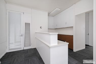 9/160 Bolsover Street Rockhampton City QLD 4700 - Image 3