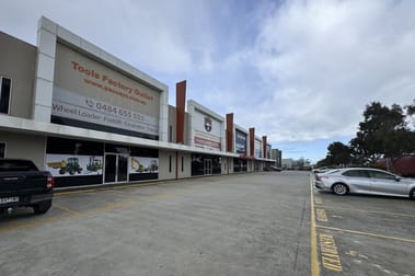 unit5/180 Fairbairn Road Sunshine West VIC 3020 - Image 2