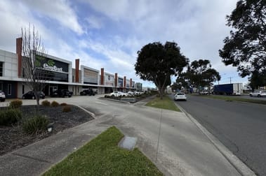 unit5/180 Fairbairn Road Sunshine West VIC 3020 - Image 3