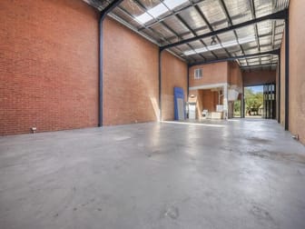 8 Daphne Street Botany NSW 2019 - Image 2