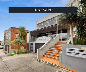 4/2 Victor Road Brookvale NSW 2100 - Image 1