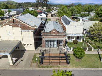 28 Highett Street Mansfield VIC 3722 - Image 1