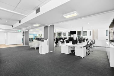Level 4 (West Tower)/608 St Kilda Rd Melbourne VIC 3004 - Image 3