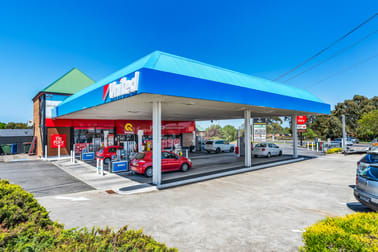 United Petroleum Portfolio 1 Sunnybrook Drive Wynn Vale SA 5127 - Image 1