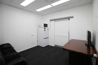 1 & 2/16 Ruby Street Emerald QLD 4720 - Image 3