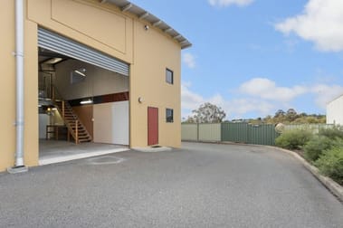 8/4 Flindell Street O'connor WA 6163 - Image 1