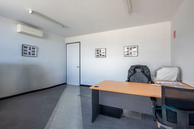 2/1921 Frankston Flinders Road Hastings VIC 3915 - Image 2