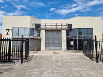 1/7 Macquarie Drive Thomastown VIC 3074 - Image 1
