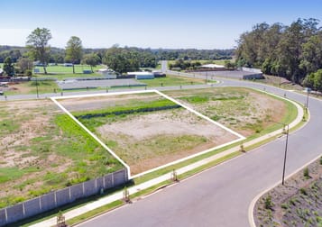 23 Creek Crescent Beerwah QLD 4519 - Image 1