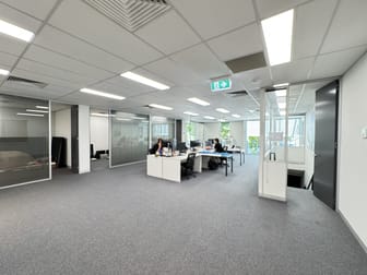 27 Rocklea Drive Port Melbourne VIC 3207 - Image 3