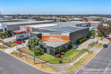 70 Frankston Gardens Drive Carrum Downs VIC 3201 - Image 1