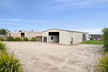 35 Hugh Murray Drive Colac VIC 3250 - Image 2
