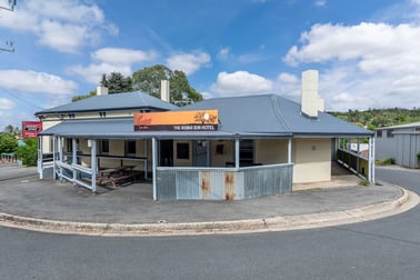 Former Rising Sun Hotel/95 Main Street Lobethal SA 5241 - Image 1