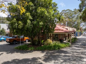 Whole building/13 Apprentice Drive Berkeley Vale NSW 2261 - Image 2