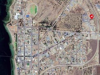 7 Schwarz Street Ceduna SA 5690 - Image 1