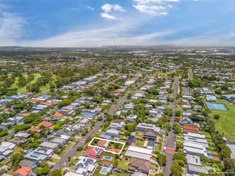 29 Waterview Ave Wynnum QLD 4178 - Image 2
