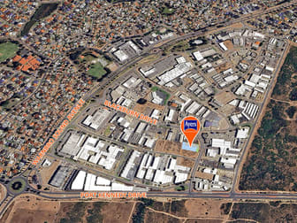24 Blackburn Drive Port Kennedy WA 6172 - Image 2