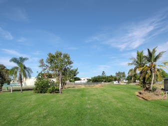 33 Dalrymple Street Bowen QLD 4805 - Image 2