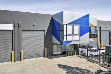 2/17 Churchill Street Williamstown VIC 3016 - Image 1