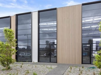 2/12 Cylinders Drive Torquay VIC 3228 - Image 1
