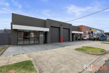 2/36 Roberna Street Moorabbin VIC 3189 - Image 3