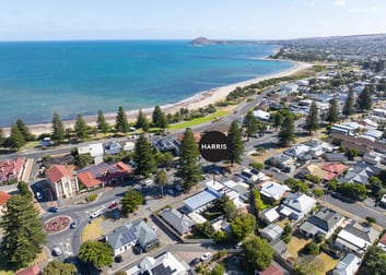 37 Victoria Street Victor Harbor SA 5211 - Image 2