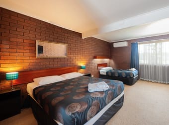 22-26 Kelly Street Tocumwal NSW 2714 - Image 1