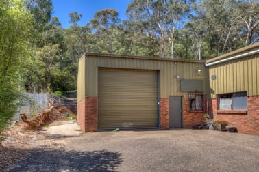 4/57 Churchill Avenue Bright VIC 3741 - Image 1