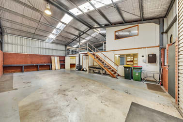 4/57 Churchill Avenue Bright VIC 3741 - Image 3