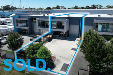 2/32 Burgess Street Brooklyn VIC 3012 - Image 1
