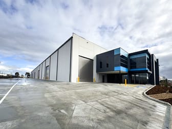 1&2/40 Peet Street Pakenham VIC 3810 - Image 3