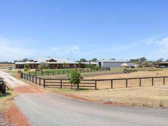 218 Stock Rd Bullsbrook WA 6084 - Image 2