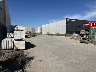 25 Collins Road Melton VIC 3337 - Image 2