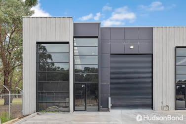 21 Kiel Close Kilsyth VIC 3137 - Image 1