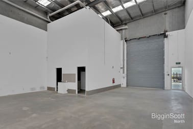 1/19 Yellowbox Drive Craigieburn VIC 3064 - Image 3
