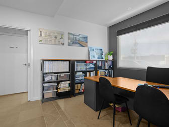 2 Fuji Crescent Mornington VIC 3931 - Image 3