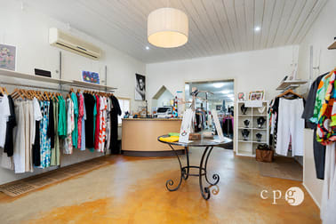 62 Mostyn Street Castlemaine VIC 3450 - Image 3