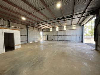 70-72 Collins Street Hillston NSW 2675 - Image 1