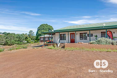 2/33 Bridgetown Road Balingup WA 6253 - Image 3