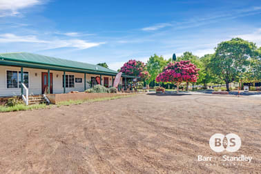 2/33 Bridgetown Road Balingup WA 6253 - Image 1