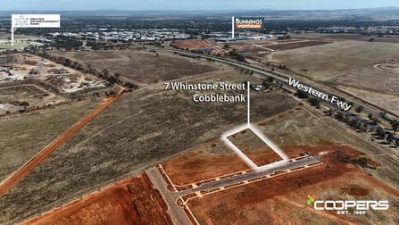 7 Whinstone Street Cobblebank VIC 3338 - Image 2