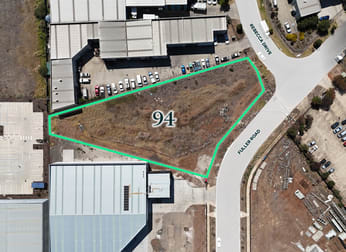 94 Rebecca Drive Ravenhall VIC 3023 - Image 2